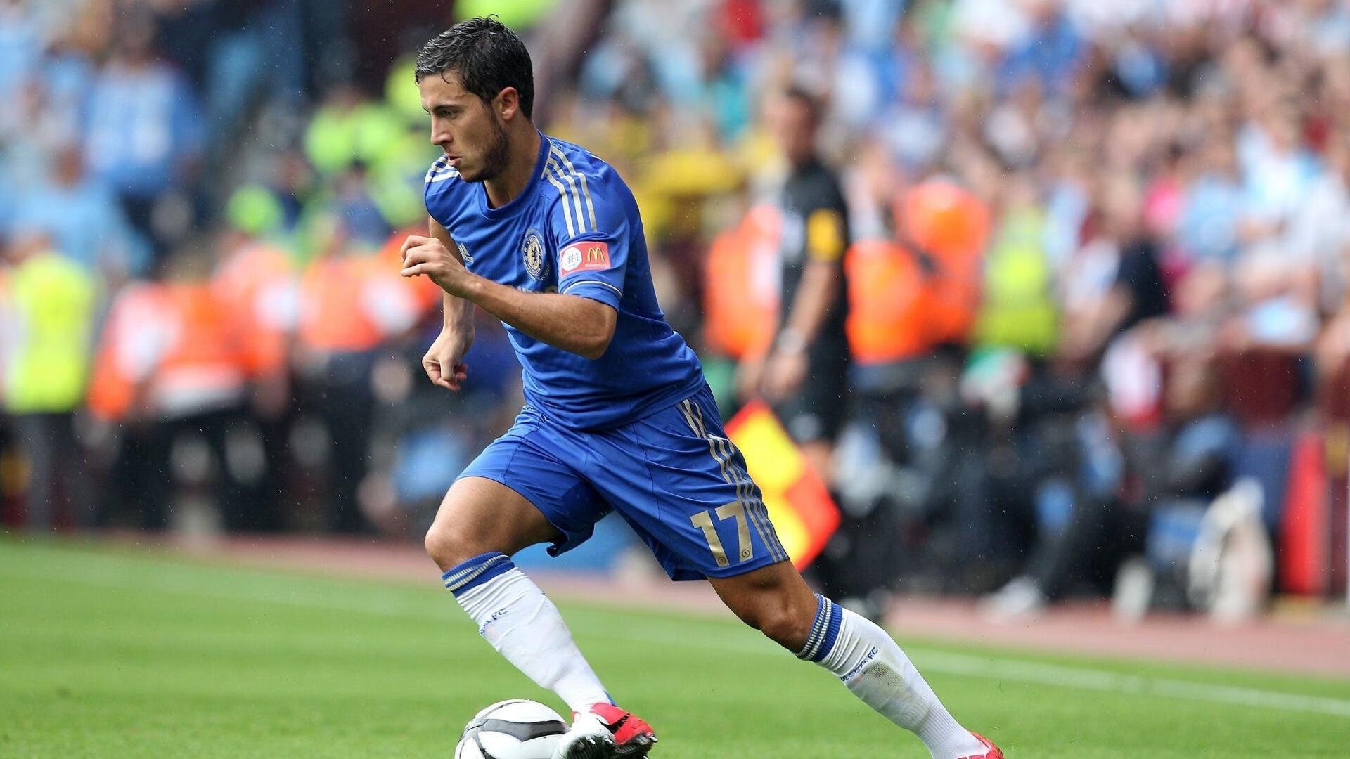 存储行业迎重大突破，参股公司浮出水面，存储概念股龙头股